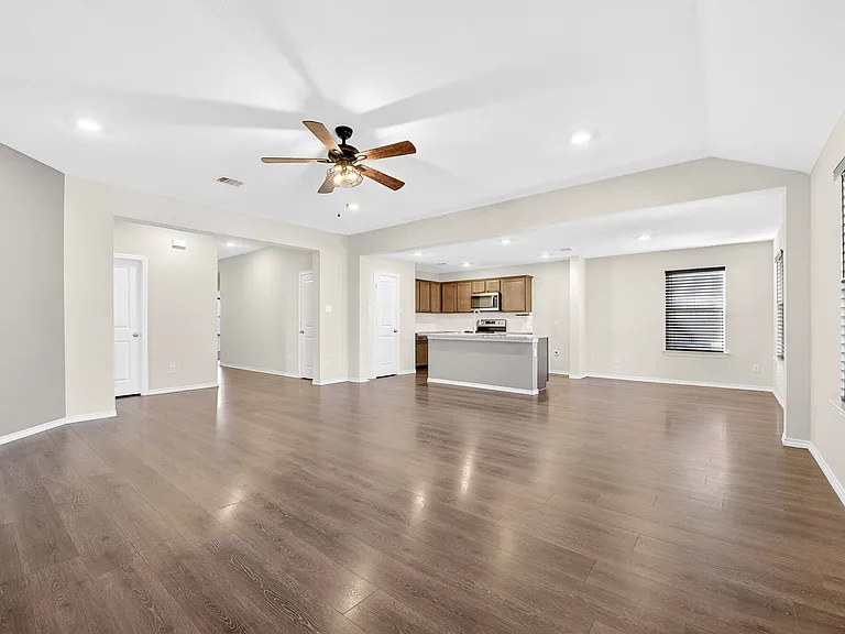114 Harvard Blvd — Photo 27