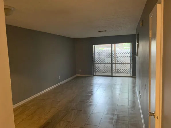 1200 Bretta St Unit 2-O, Jacksonville, FL 32211