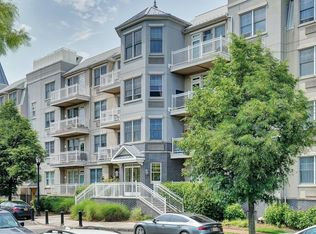 30 Freedom Way #207, Jersey City, NJ 07305