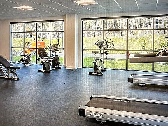 3rd image of 69 Etna Rd #318