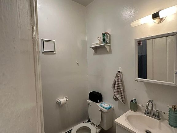 5th image of 3509 Indian Queen Ln #3C