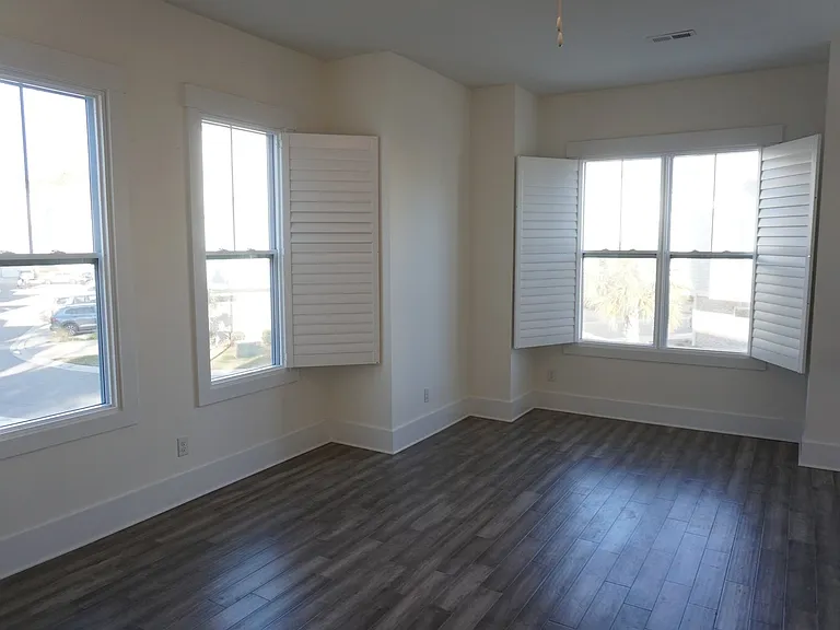 4032 Tamarisk Ln — Photo 26