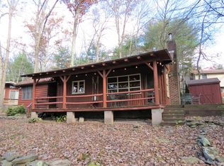 430 Sunset Forest Dr, Tafton, PA 18464