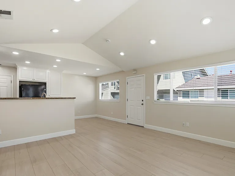 107 Kim Louise Dr #1 — Photo 3
