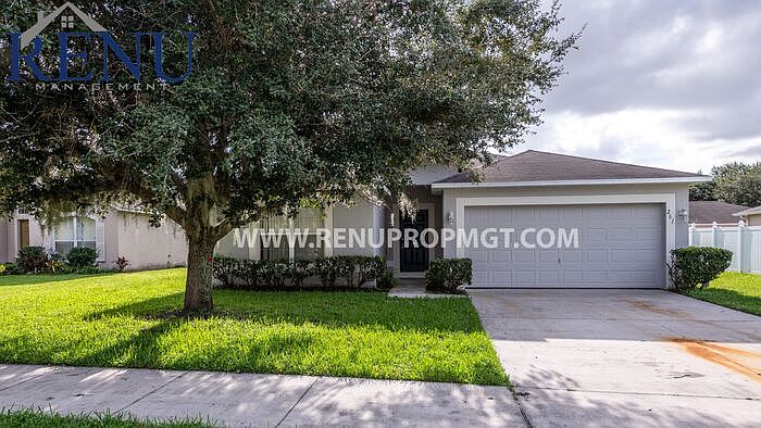 1st image of 261 McKay Blvd