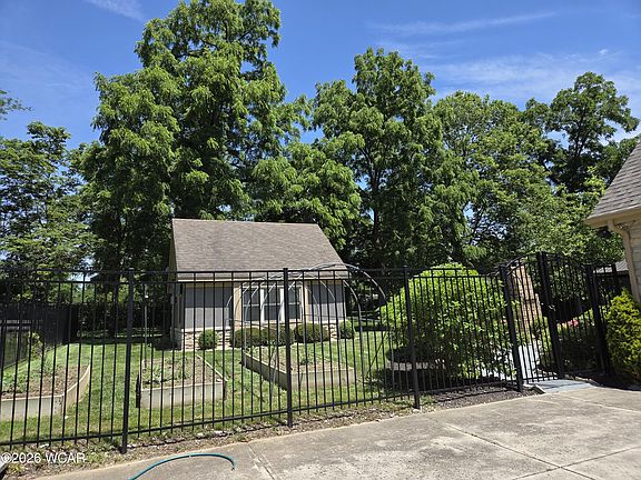 4th image of 2326 Hampton Ct