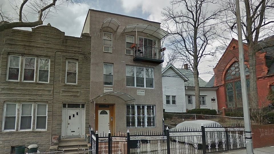 1st image of 2734 12th St