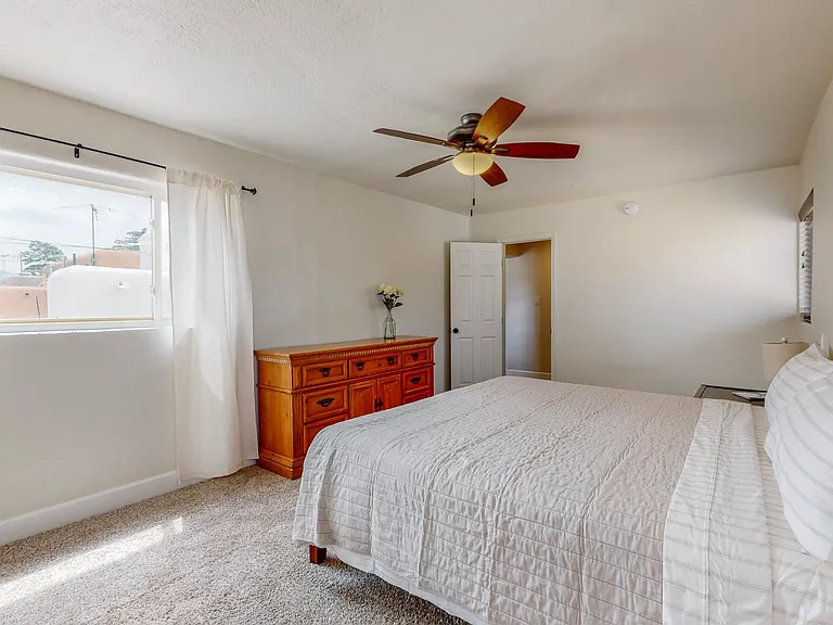 527 Gene Ave NW — Photo 24