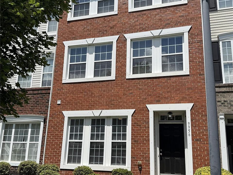 1st image of 9956 Kings Parade Blvd