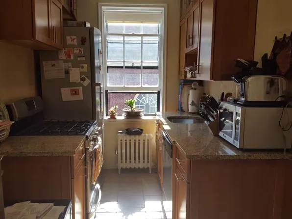 50 Follen St APT 316, Cambridge, MA 02138