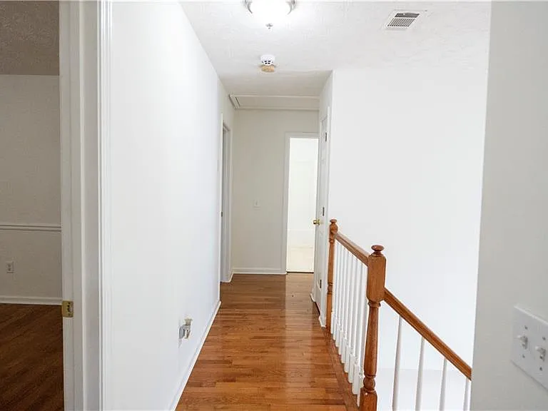 1607 Tunbridge Ln — Photo 25
