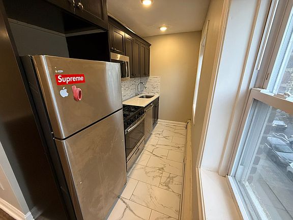 2nd image of 2500-02 Kennedy Blvd #307