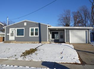 1047 N 24th St, Fort Dodge, IA 50501