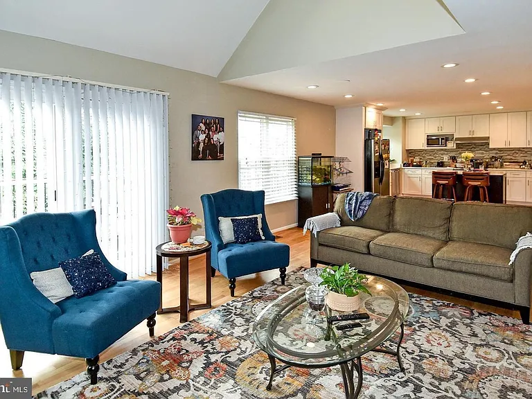 13171 Ruby Lace Ct — Photo 3