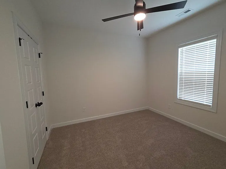 104 Hudson Village Dr — Photo 10