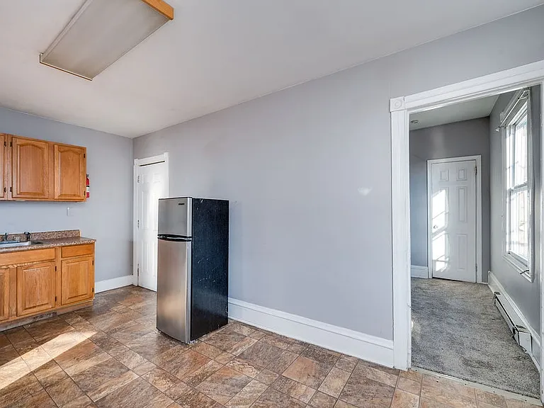417 W Oley St #5 — Photo 10