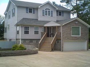 6907 Beachland Beach Rd, Prospect, KY 40059