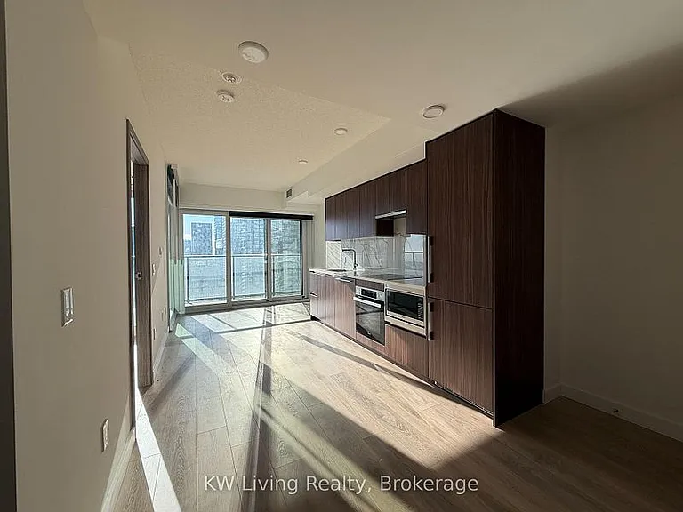 3 Concord Cityplace Way #2712 — Photo 10