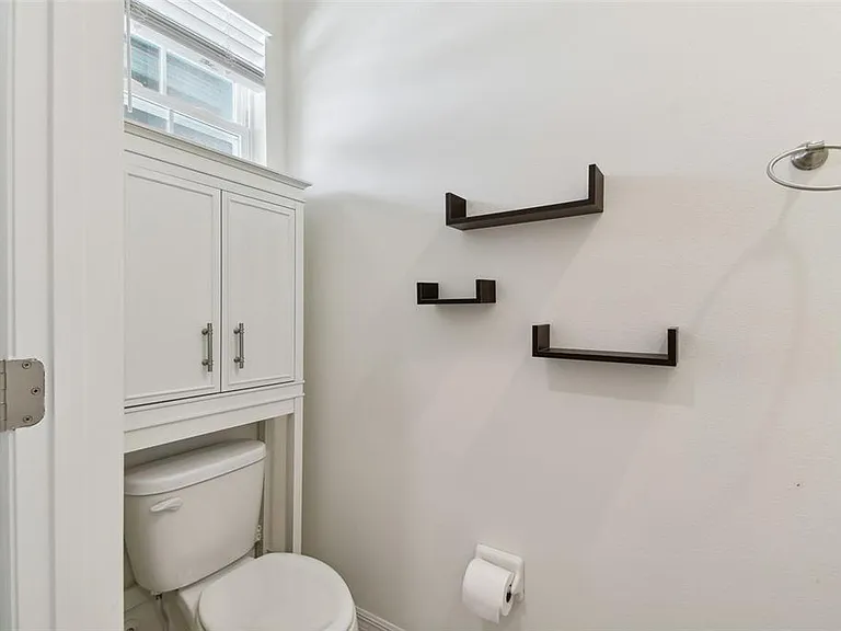 2880 Evergreen Elm Pass — Photo 17