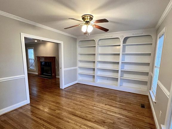 4th image of 407 Kempton Drive