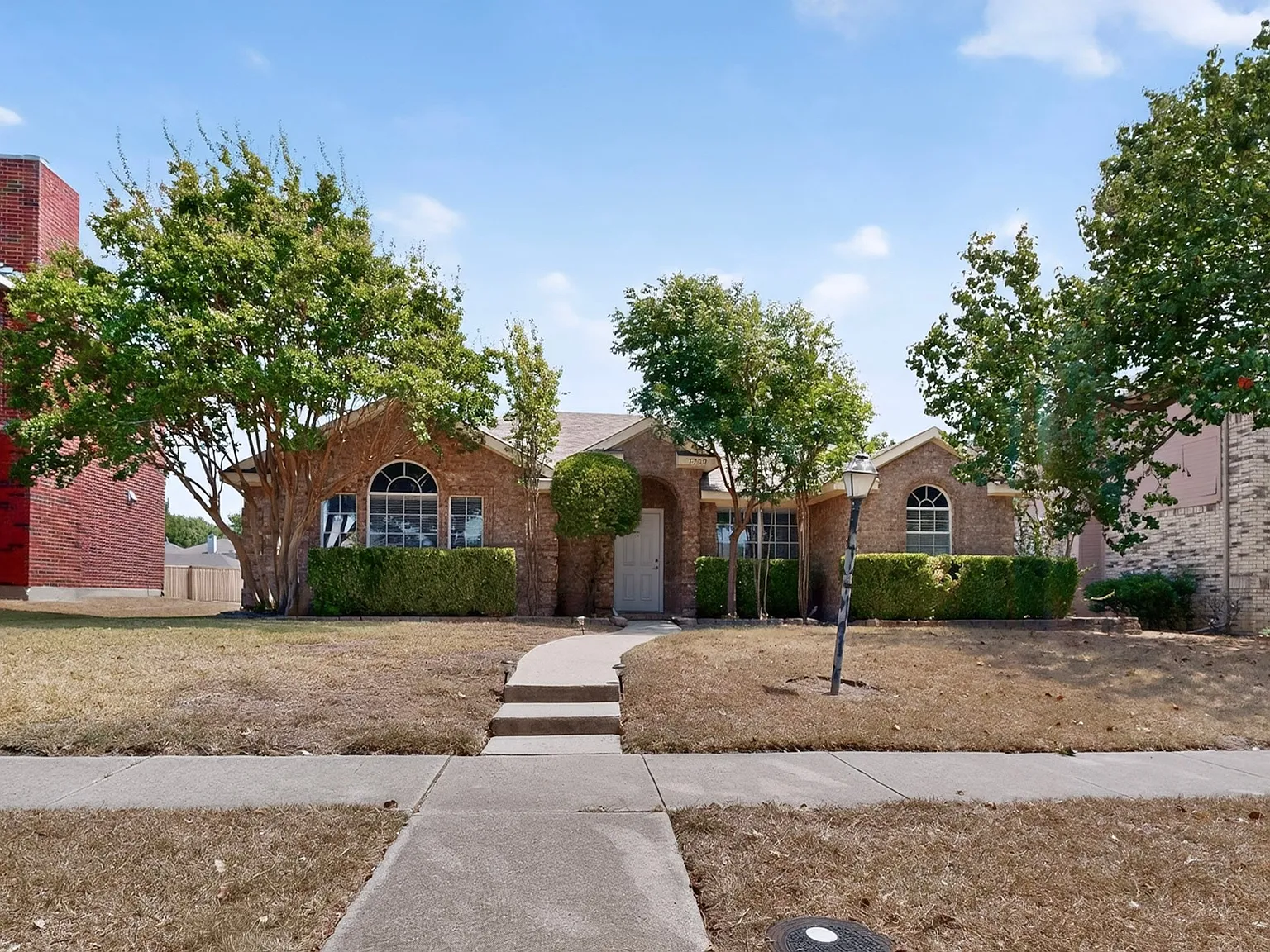 3 bed, 1450 sqft, $2,300 — Photo 3