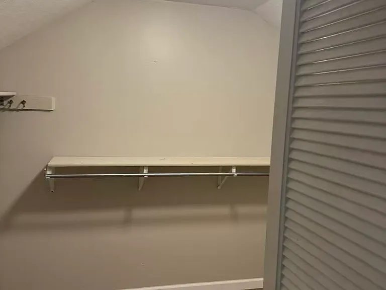 7469 Fitzroy Ct — Photo 44