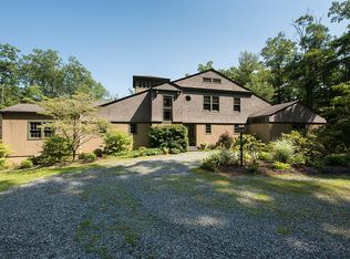 23 Dogwood Ln, Pomona, NY 10970