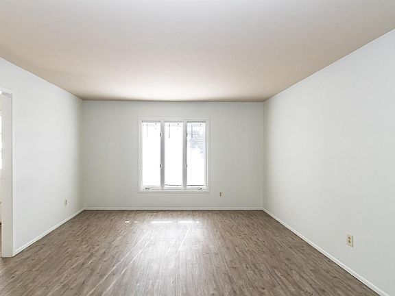 5th image of 6616 Joliet Dr