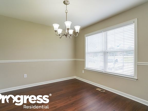 5th image of 3829 Northbrook Dr