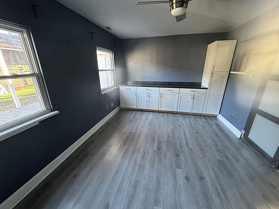 4th image of 416 Dodge Dr