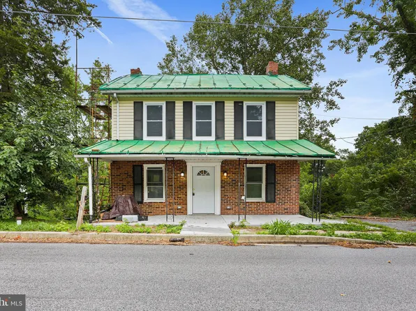 1316 Pleasant Valley Rd, Westminster, MD 21158