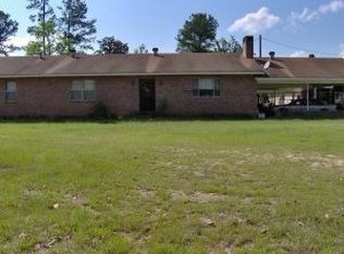 400 River Bend Rd, Columbia, MS 39429