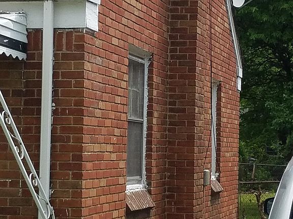 5th image of 8626 Grandville Ave