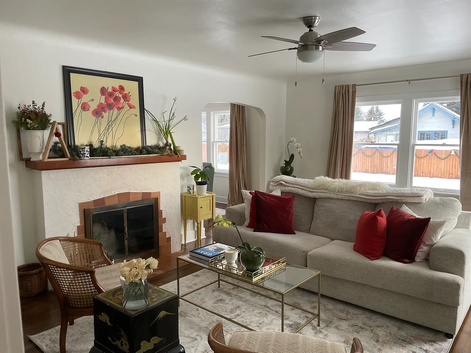 4 bed, 2004 sqft, $2,400 — Photo 3
