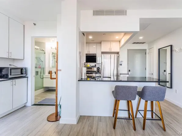 144-27 Sanford Avenue image 4 of 29