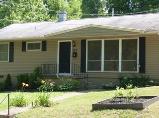 285 East Dr, Oak Ridge, TN 37830