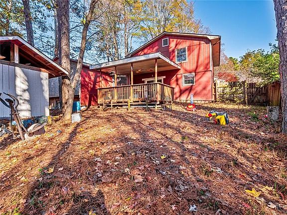 5th image of 1379 Hoy Taylor Dr