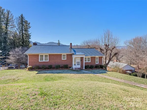 392 Haywood Dr, Canton, NC 28716