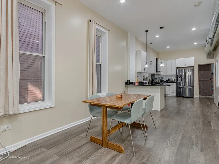 522 N Armour St #1 — Photo 7