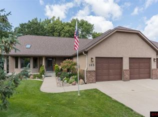 145 Apple Nook Ct, Mankato, MN 56001