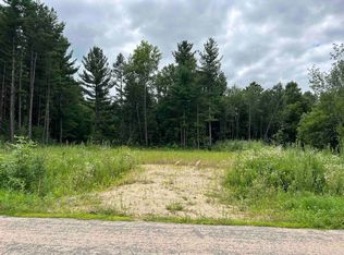 W7529 Strauss Rd, Shawano, WI 54166