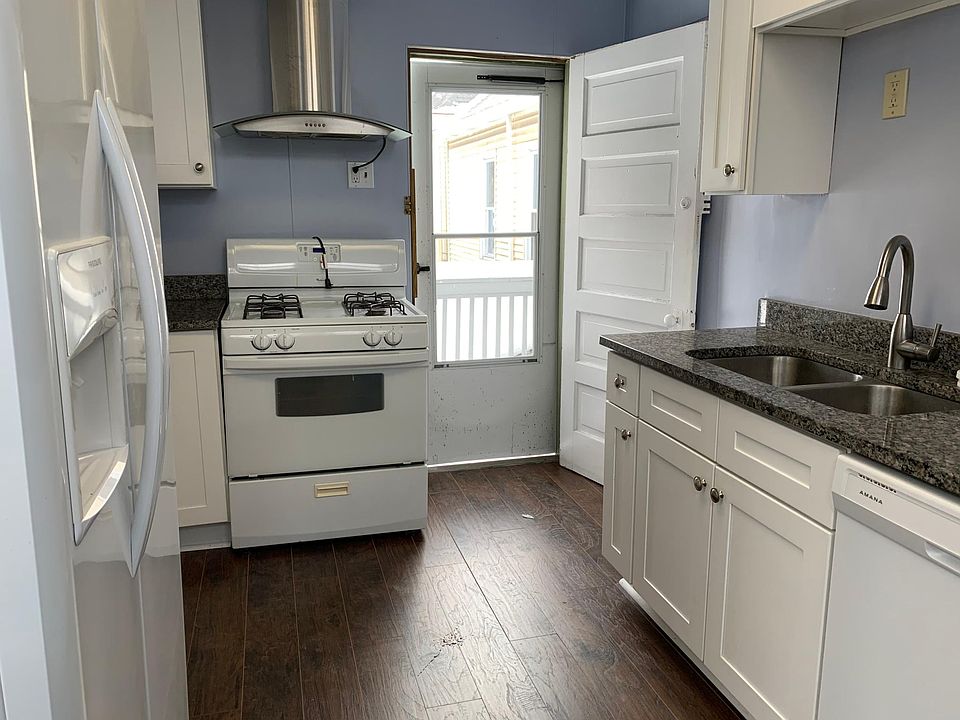 31 5th St 2, Aspinwall, PA 15215 Zillow