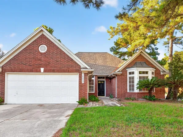 16002 Brittany Knoll Dr, Houston, TX 77095