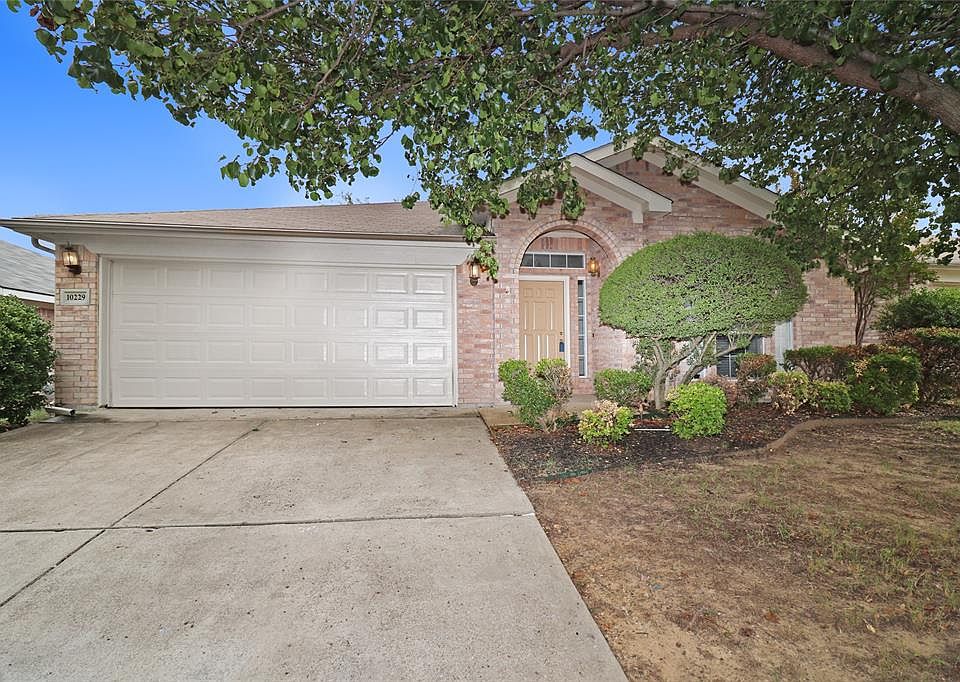 1st image of 10229 Tustin Ter