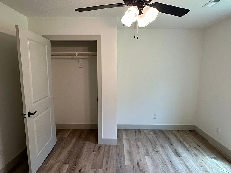 165 Mesa Dr — Photo 82