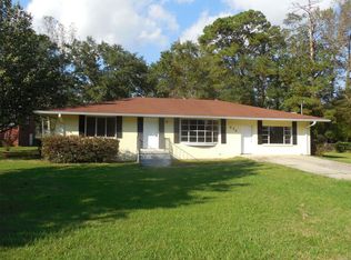 424 Morgan Ln, Ozark, AL 36360