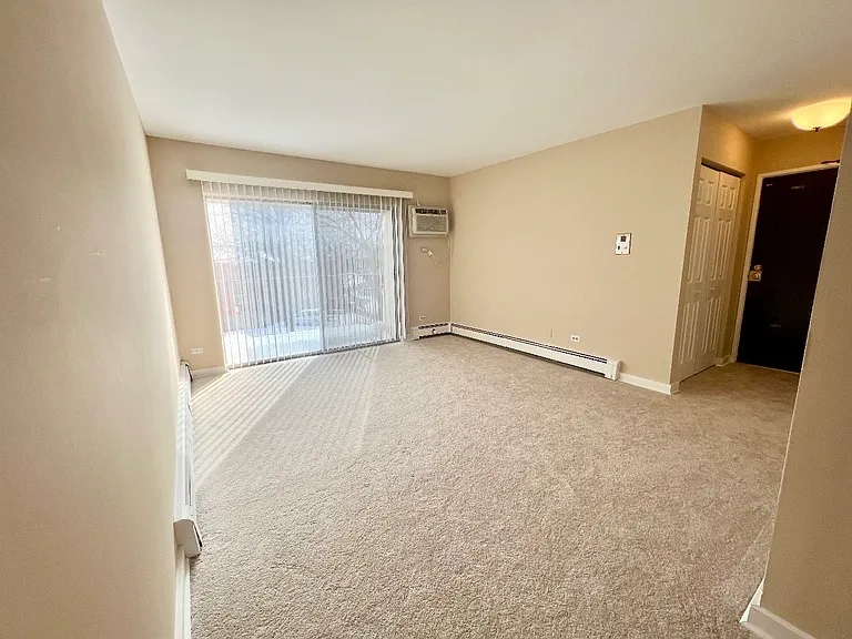 1461 N Winslowe Dr #304 — Photo 3