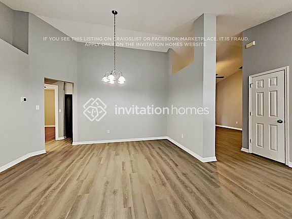 4th image of 10600 Sandridge Ct