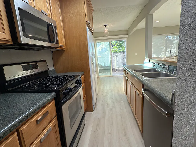 4726 Greenholme Dr #2 — Photo 7