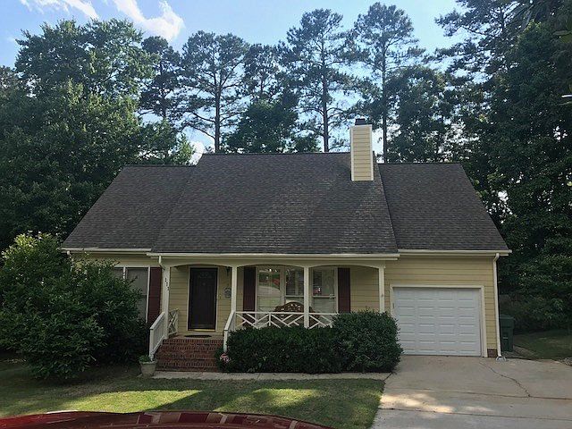 1st image of 111 Brook Hollow Ct